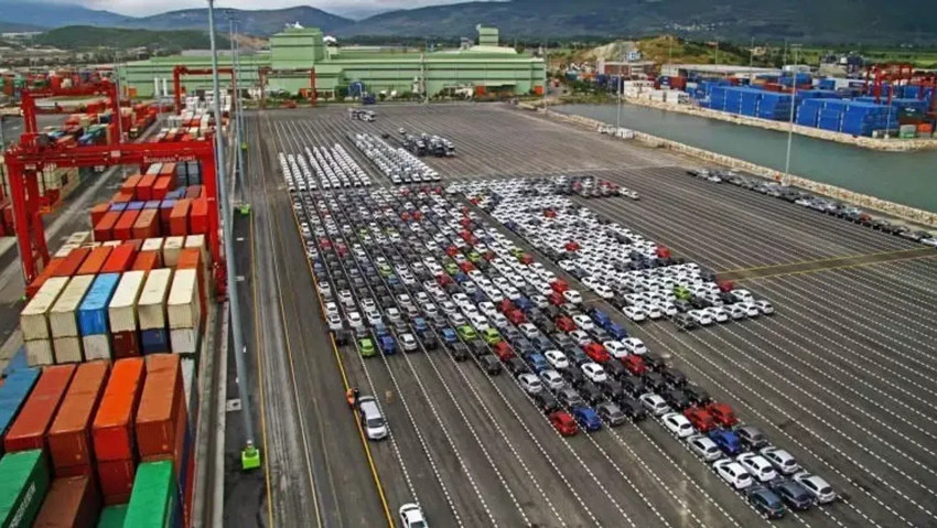 Otomotivde "milyar dolarlık pazar" sayısı 10'a ulaştı! 2 ülkeye satışlar üçte bir arttı - Resim : 1