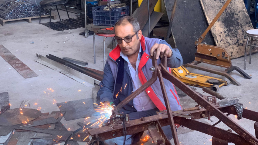 Kovaya sakladığı 1 milyon lira küle dönmüştü! Esnafa Merkez Bankası’ndan iyi haber geldi - Resim : 1