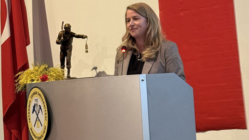 Öksüt’ten madencilik sektöründe kadınlara tam destek - Resim : 1