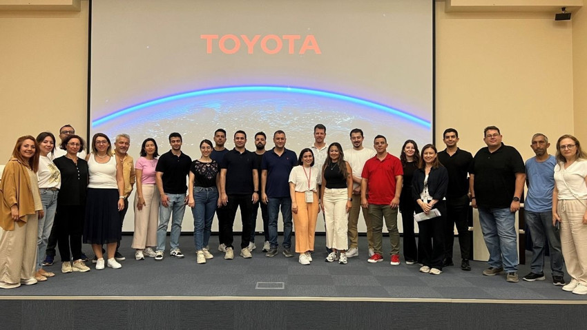 Toyota’dan ‘Önce Bağış Sonra Fabrika Turu’ projesiyle üç STK’ya destek - Resim : 1