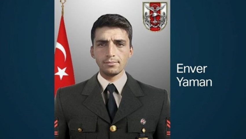 12 asker için son görev: Türkiye şehitlerini uğurluyor! - Resim : 23
