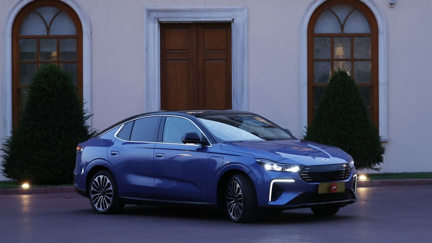 Yeni TOGG TF10 Cumhurbaşkanı Erdoğan’a teslim edildi! İlk deneme sürüşü yapıldı - Resim : 8