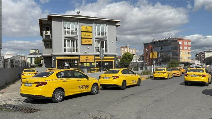 İstanbul taksilerinde yeni tarifeler devrede! Cihaz güncellemeleri yapılıyor - Resim : 1