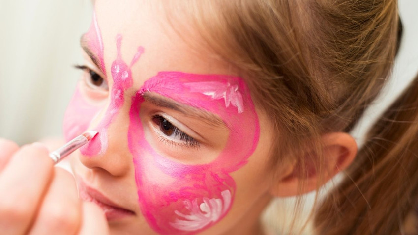 Sağlık Bakanlığı'ndan kozmetik uyarısı: Çocuklarda kullanılan yüz boyaları son derece tehlikeli! - Resim : 3