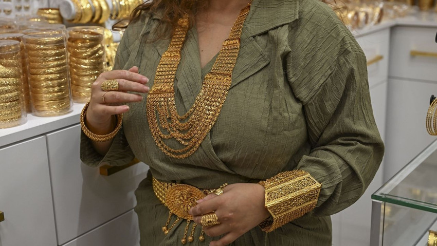 Ajda bilezikten kemerli setlere… Evlenecek çiftler altın yükselince imitasyon takılara yöneldi - Resim : 2