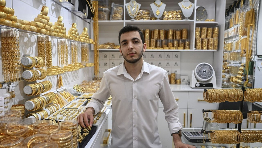 Ajda bilezikten kemerli setlere… Evlenecek çiftler altın yükselince imitasyon takılara yöneldi - Resim : 4