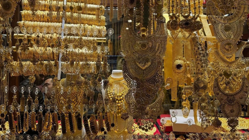 Ajda bilezikten kemerli setlere… Evlenecek çiftler altın yükselince imitasyon takılara yöneldi - Resim : 1