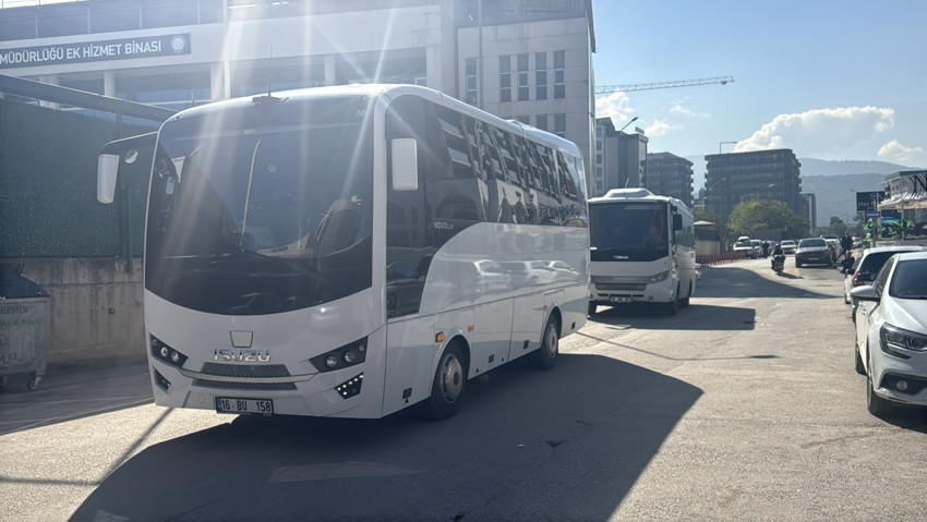 Rüşvet soruşturması: Eski Nilüfer Belediye Başkanı Erdem tutuklandı - Resim : 1