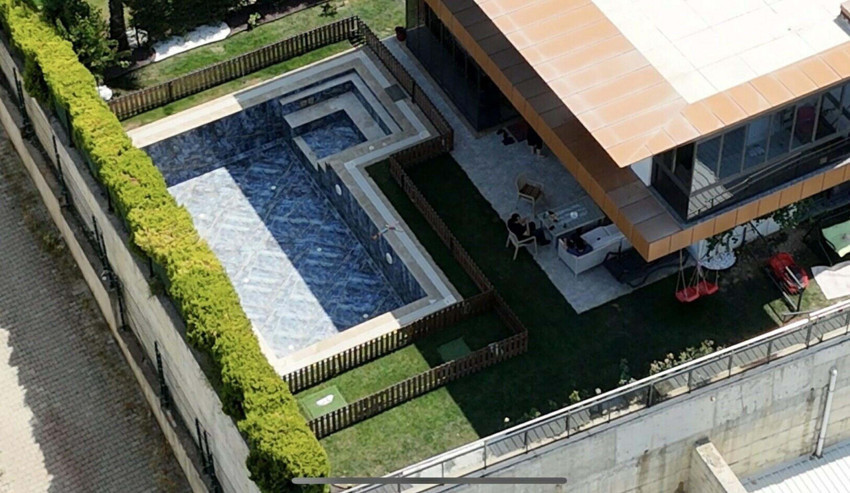 Ferdi Zeyrek'in ölümünde bilirkişi raporu: Süs havuzu olarak onay alınmış - Resim : 1