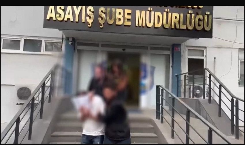 ATM’lerde yaşlıları dolandırdılar! Banka şifrelerini öğrenip, kartları alıp kaçtılar - Resim : 2