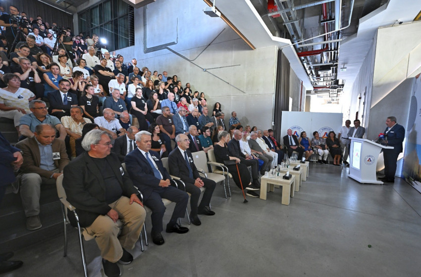 Eski Merkez Bankası Başkanı Süreya Serdengeçti son yolculuğuna uğurlandı - Resim : 3