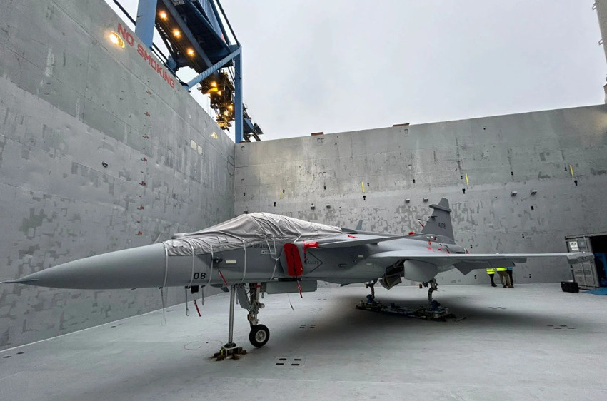 Brezilya&rsquo;ya Gripen E savaş u&ccedil;ağı teslimatı s&uuml;r&uuml;yor - Resim : 1