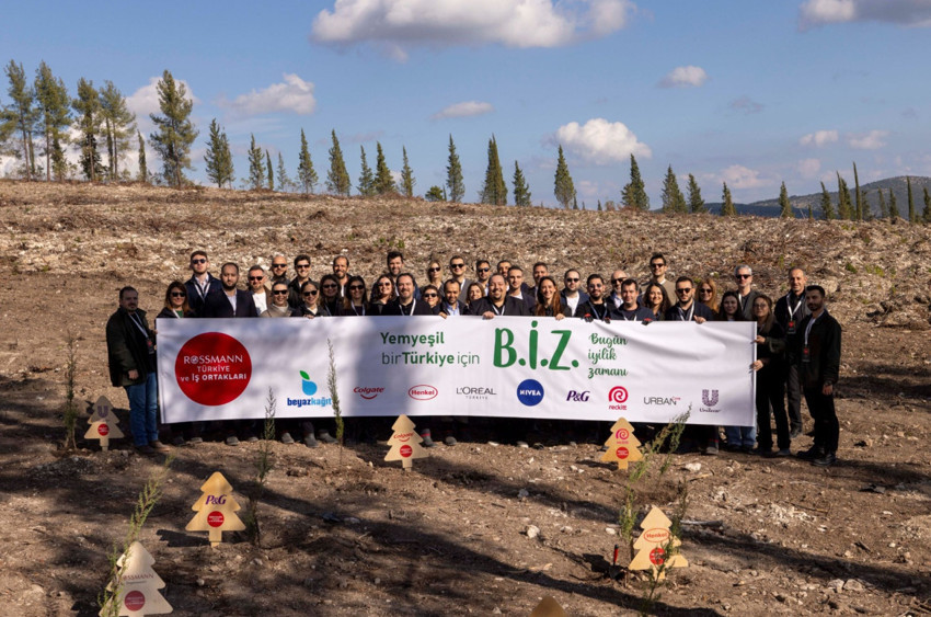 Rossmann Türkiye ve iş ortakları 150 bin fidanı toprakla buluşturdu - Resim : 1