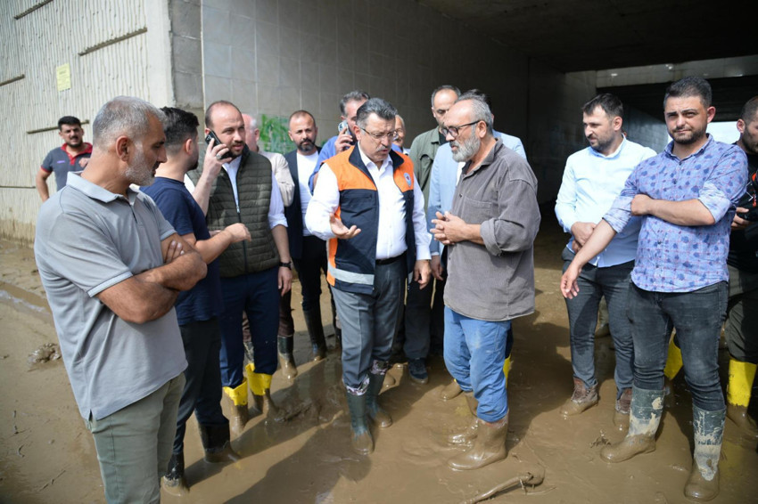 Trabzon Büyükşehir Belediye Başkanı Genç, sel bölgesindeki son durumu açıkladı - Resim : 4