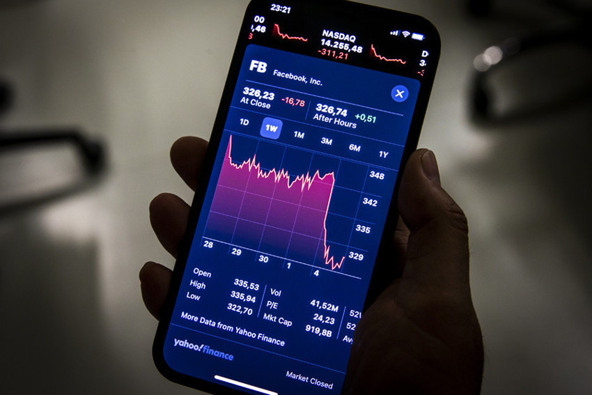 Whatsapp, Instagram ve Facebook'ta 7 saatlik kesinti - Resim : 1