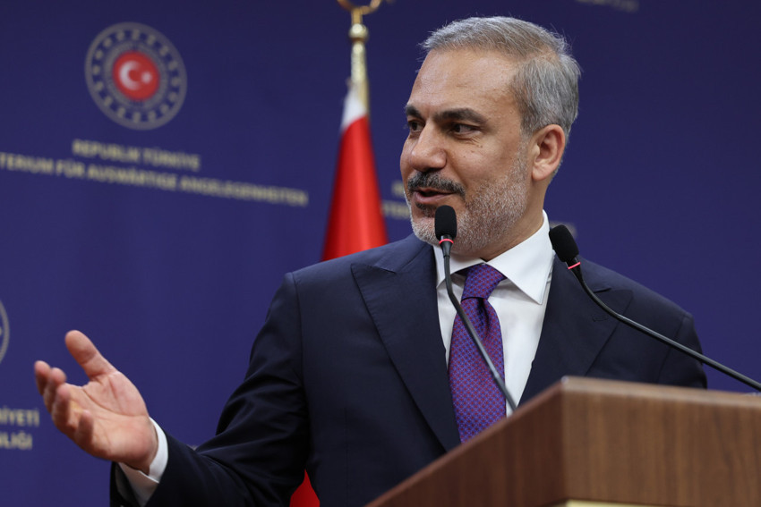 Bakan Fidan, Azerbaycanlı mevkidaşıyla ortak toplantıda konuştu: 'Bölgesel barış' mesajı verildi - Resim : 1