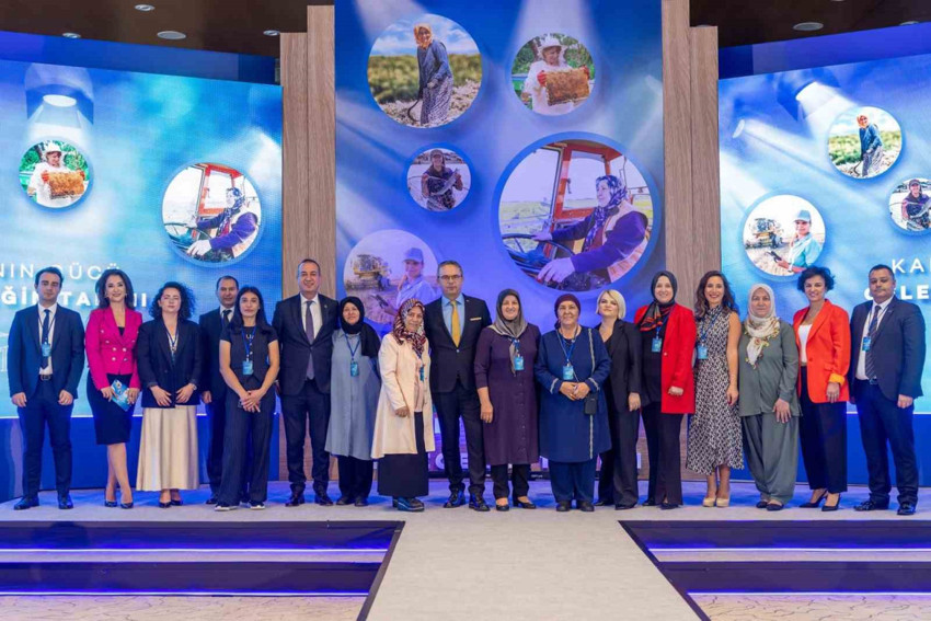 L’Oréal Türkiye  ‘22 yılda 124 genç bilim kadınına destek oldu. - Resim : 2