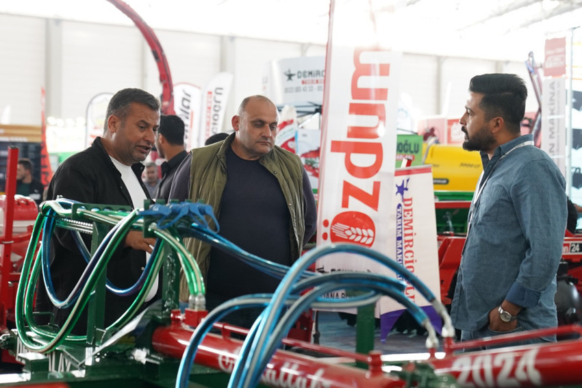 Verimlilik ve yeniliğin buluşma noktası! 17. Adana Tarım Sera & Bahçe Fuarı kapılarını açtı - Resim : 1