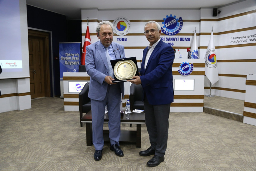 Şeref Oğuz: Sanayiciler yatırımlarından ve kârlarından vazgeçti - Resim : 1