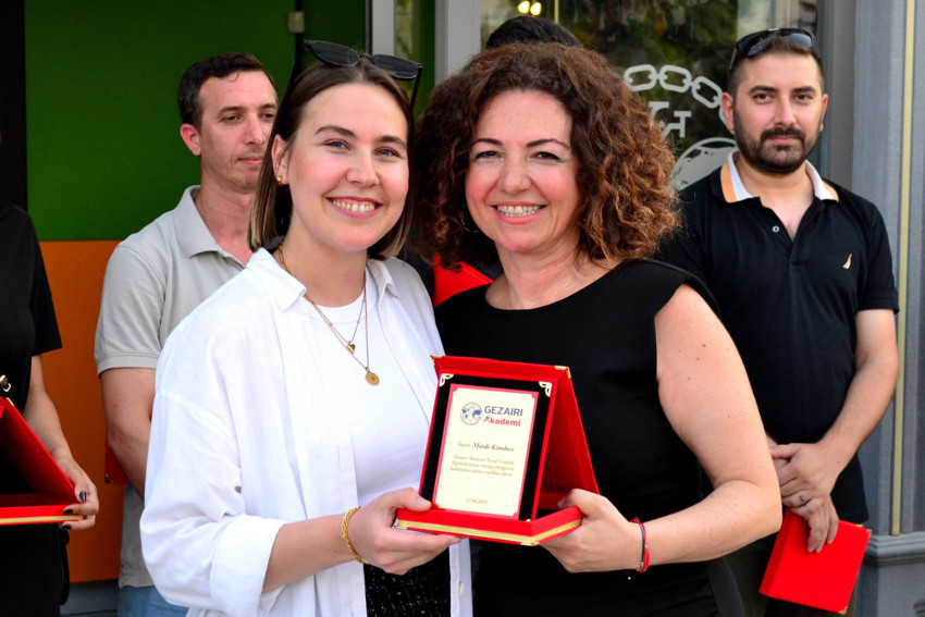 Gezairi Akademi’nin 21 mezunu daha lojistik sektörüne hayat verecek - Resim : 5