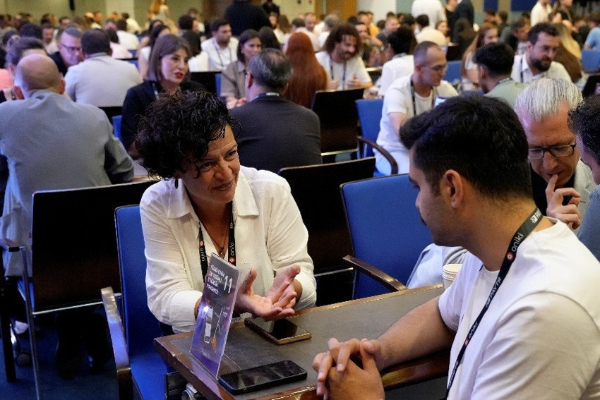 E-ticaretin geleceği İzmir'de konuşuldu - Resim : 1