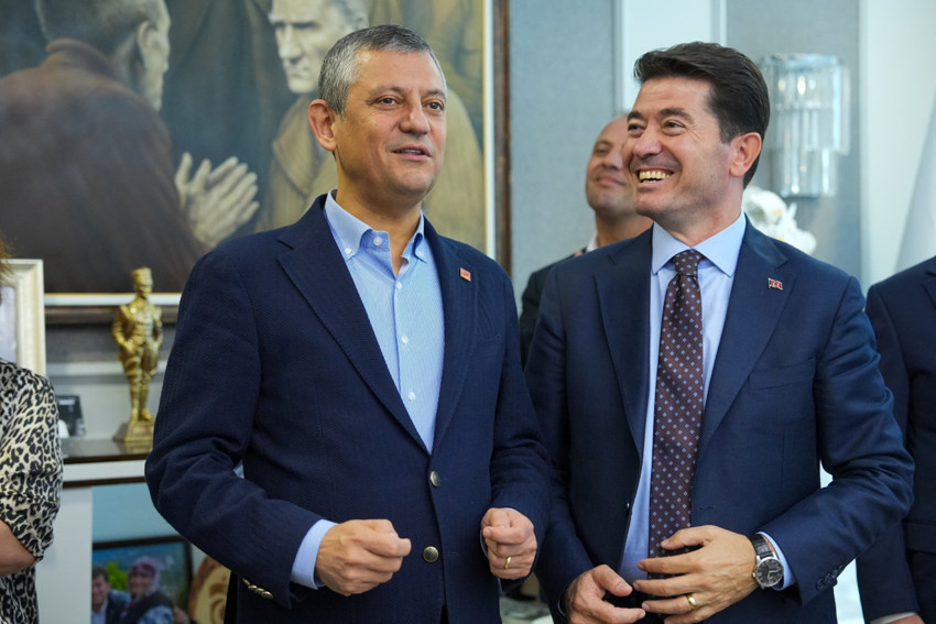 Özgür Özel: Erdoğan yenilmez değil ama Ekrem İmamoğlu yenilmez - Resim : 1