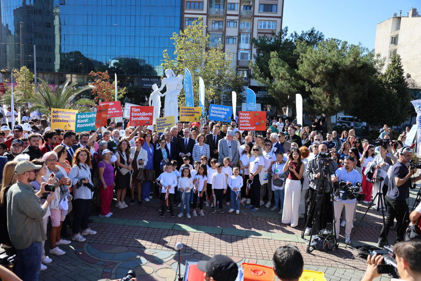 Ünlüce "Şehrin için yürü" - Resim : 5