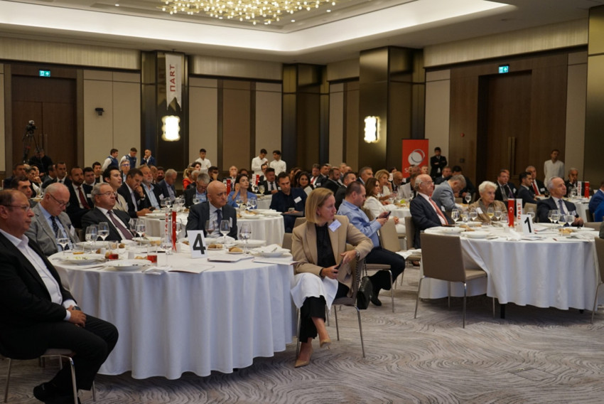 İş dünyasının yapay zeka ve dijital dönüşüme ayak uydurması zorunlu hale geldi - Resim : 5