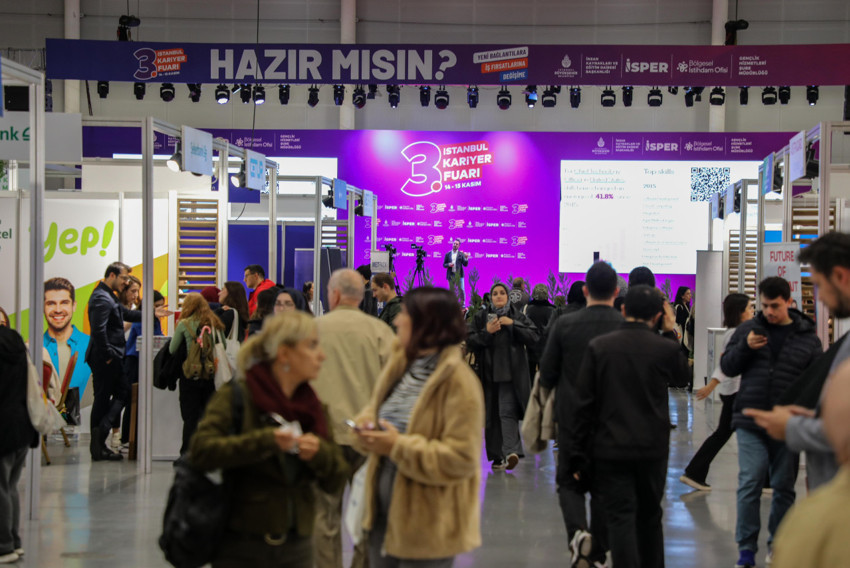 3. İstanbul Kariyer Fuarı bu yıl da iş arayanların akınına uğradı - Resim : 1