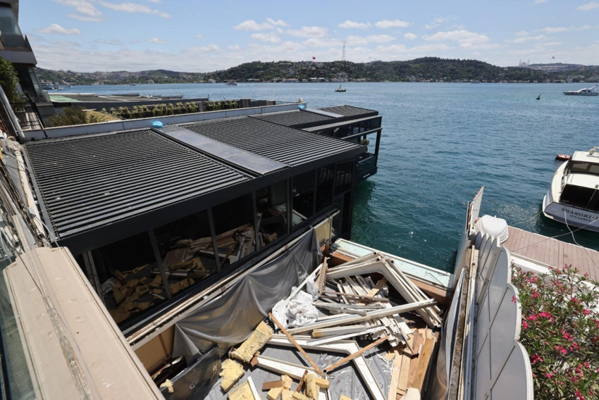 İstanbul Boğazı’ndaki kaçak yapılarda yıkım başladı! - Resim : 1