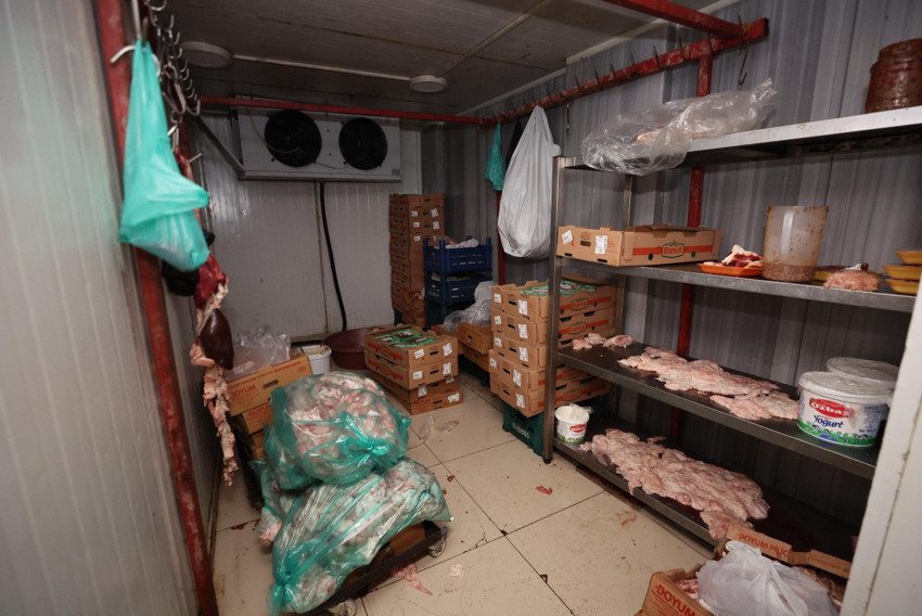 Kıyma makinesinde gizli düzenek bulundu! Bozuk etleri çeken kasap mühürlendi - Resim : 1