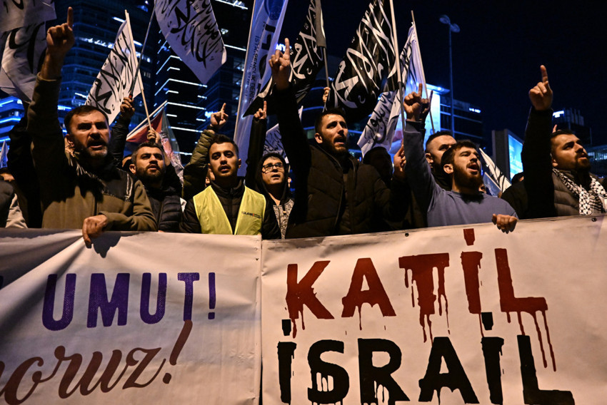 İsrail ve ABD Başkonsoloslukları önünde Sumud protestosu - Resim : 2