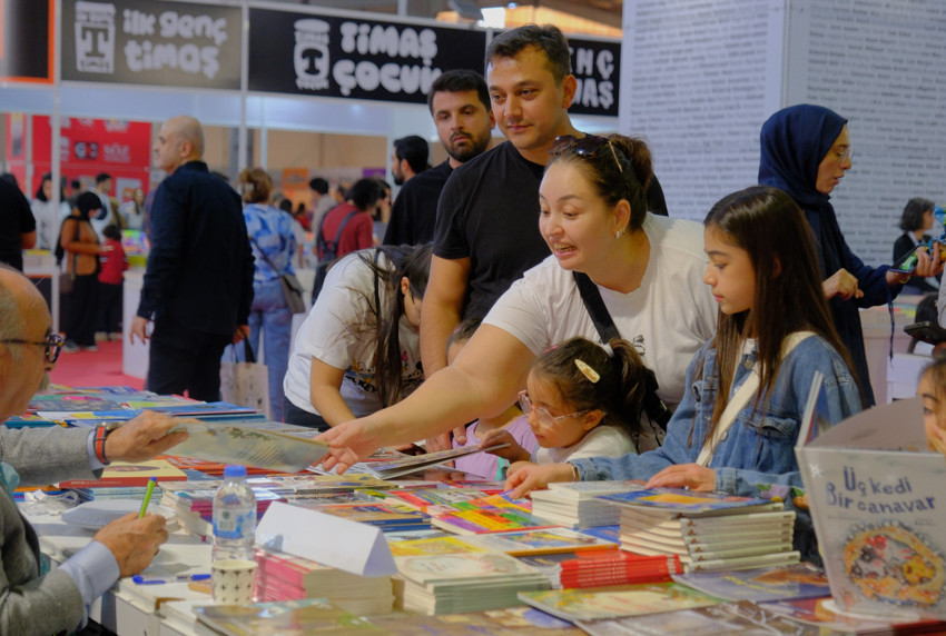 Diyarbakır Kitap Fuarı kapılarını ziyaretçilere açtı - Resim : 2