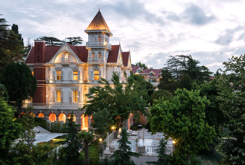 Yeni lüks anlayışına uygun bir  turizm yatırımı: Princes’ Palace Resort - Resim : 1