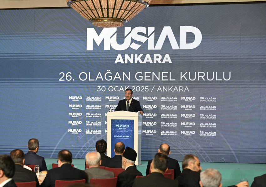 Cumhurbaşkanı Yardımcısı YIlmaz: Enflasyonun da faizlerin de birlikte düştüğü bir döngüye girdik - Resim : 2
