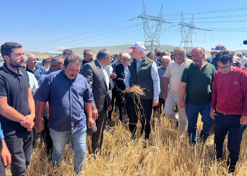 TZOB Genel Başkanı Bayraktar: Tarım sektöründen ayrılacak her çiftçi, ülkede gıda krizine sebebiyet verecektir - Resim : 2