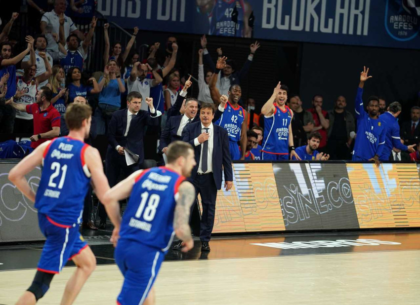 Anadolu Efes Final Four'a yükseldi - Resim : 1