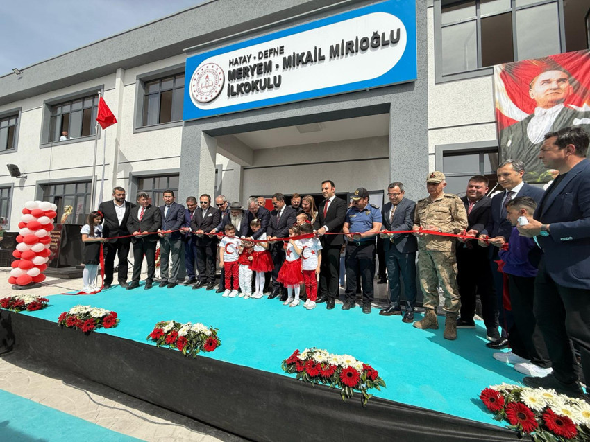 Mirioğlu, depremde yıkılan okulunu yeniden yaptırdı - Resim : 1