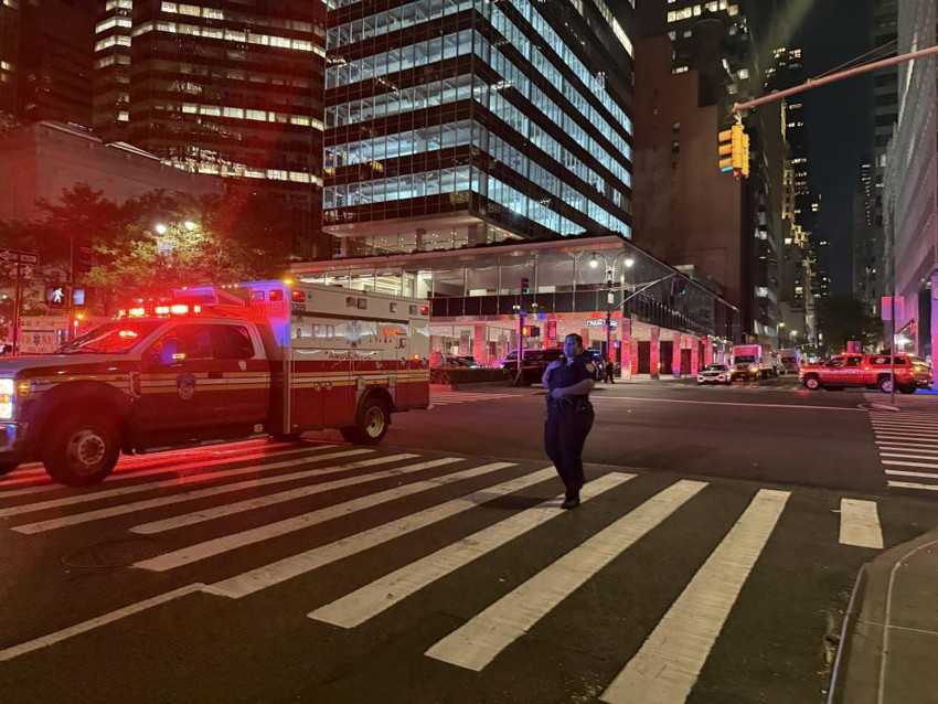 New York'ta gökdelende dehşet! Silahlı saldırgan polisi ve sivilleri vurdu: Çok sayıda ölü (Video) - Resim : 2