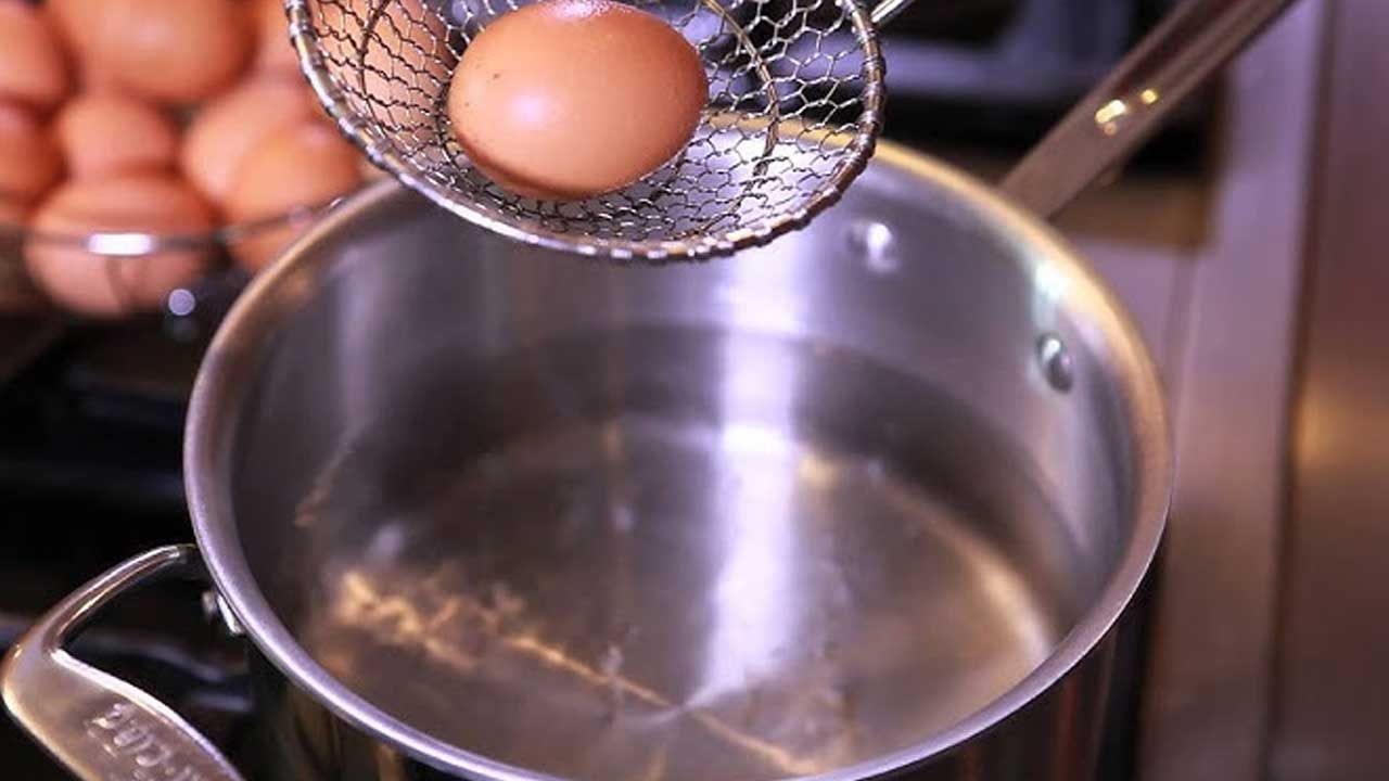 Hem lezzeti hem faydası artıyor. Mükemmel haşlanmış yumurtanın 2 püf noktası - Sayfa 1