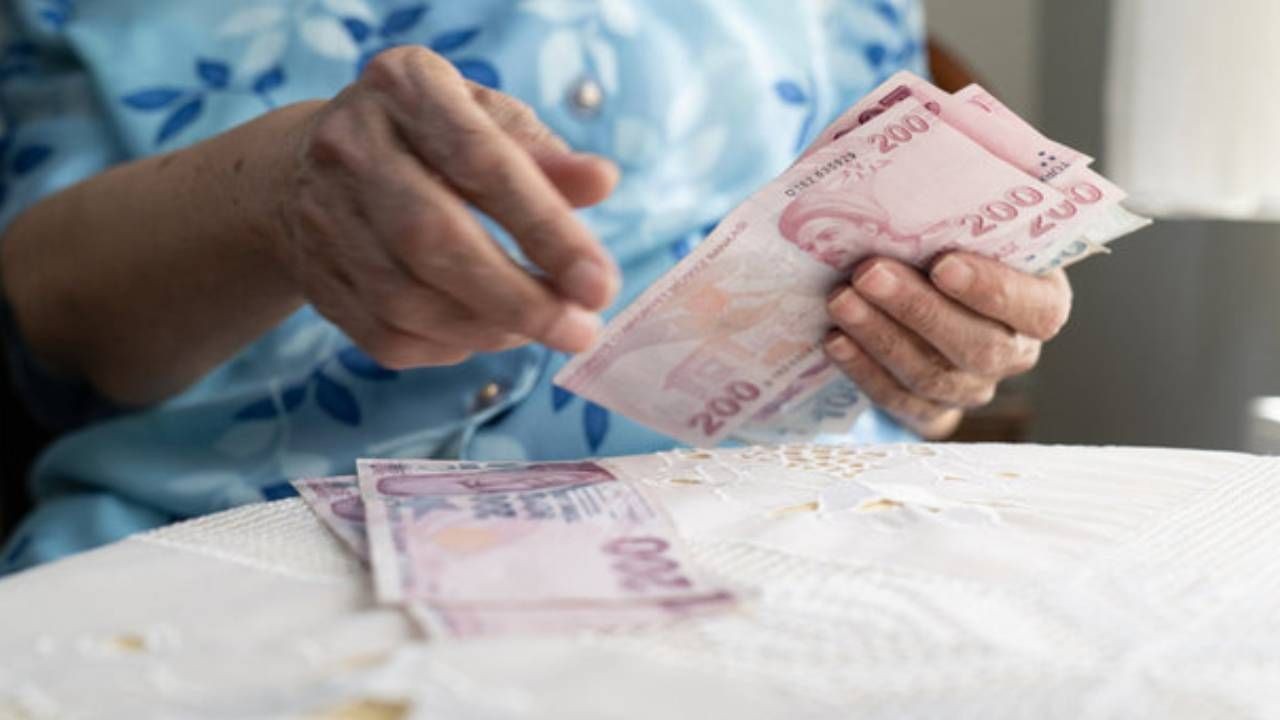 Emekli bayram ikramiyesi ne kadar olacak? İşte masadaki rakamlar... - Sayfa 3