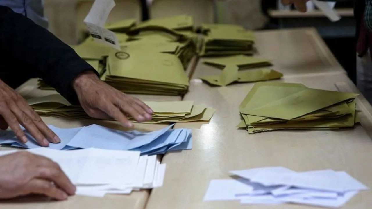 Meclis'te 16 parti var! TBMM'de sandalye dağılımı değişti: Sadece 1 partinin vekil sayısı arttı - Sayfa 2
