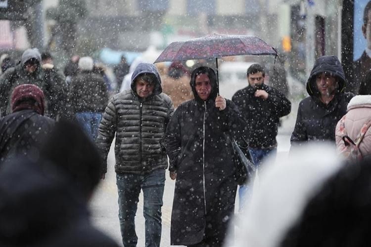 İstanbul Valiliği’nden uyarı geldi! Tarih belli oldu; kar, sağanak, soğuk hava geliyor - Sayfa 2