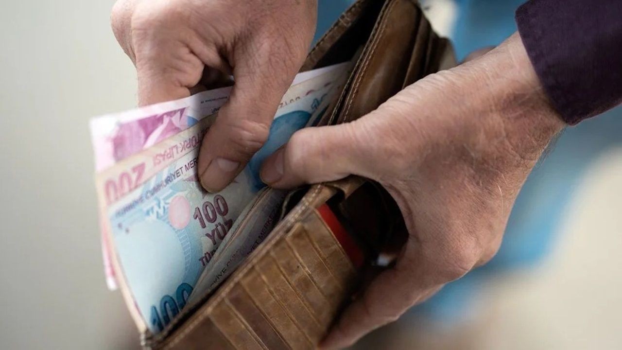 Bankaların mevduat faiz oranları yeniden yükseldi: İşte 1 milyon TL'nin 1 aylık getirisi - Sayfa 1