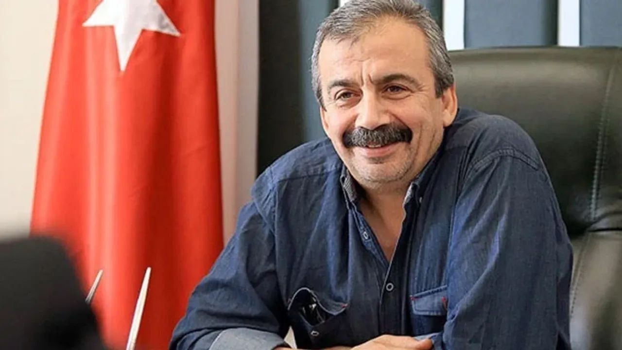 Sırrı Süreyya Önder son durumu nedir, sağlık durumu nasıl, kalp krizi mi geçirdi, kaç yaşında? - Sayfa 2