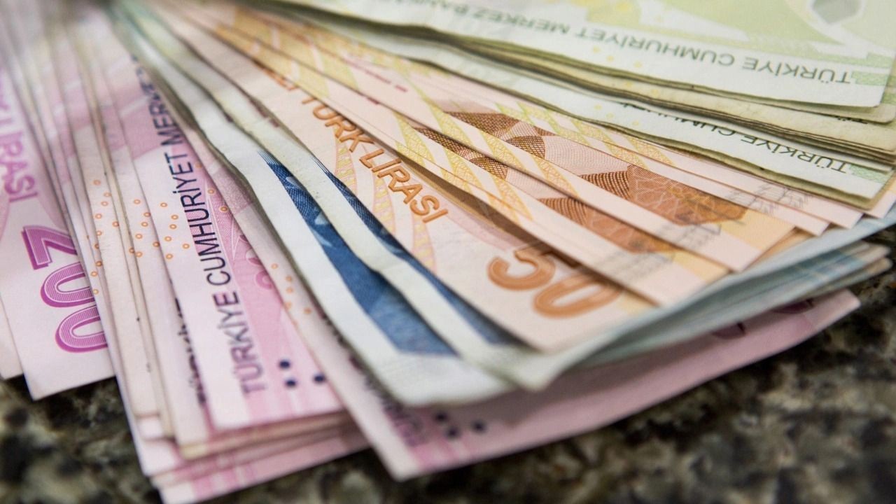 Bankalar ihtiyaç kredi faizlerini güncelledi: 200 bin TL'nin 24 ay vadeli geri ödemesi belli oldu - Sayfa 3