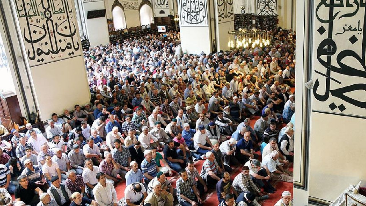 18 Nisan 2025 Cuma hutbesi konusu yayımlandı ‘‘Hucurât Sûresi: Erdemli Bir Toplumun İnşası” - Sayfa 2