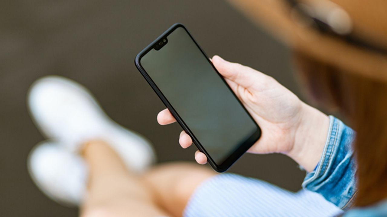 Tarih belli oldu, akıllı telefonlarda yeni dönem başlıyor! Üreticilere yıllar sonra yeni zorunluluk - Sayfa 1