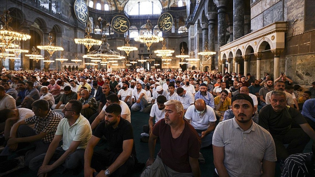 25 Nisan 2025 Cuma hutbesi konusu yayımlandı ‘‘Alın Teri Mukaddestir” - Sayfa 3