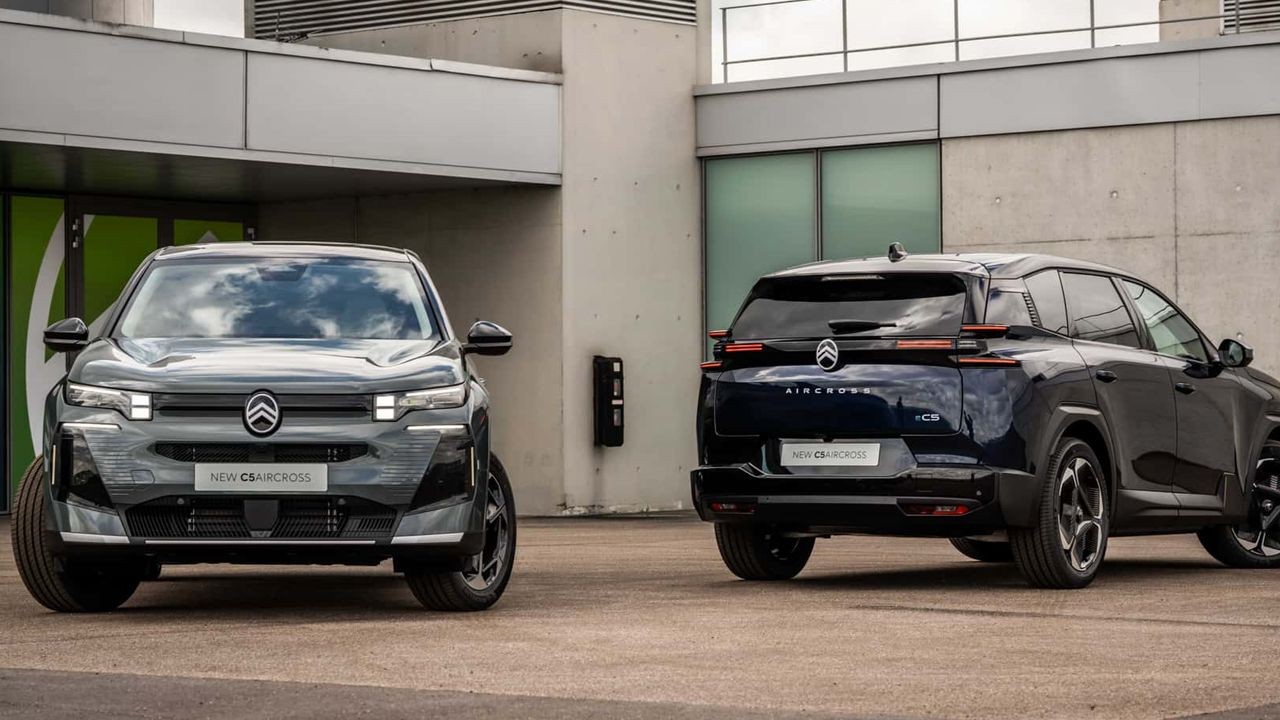 İç mekanda dev ekran! Baştan aşağı yenilenen 2025 Citroen C5 Aircross tanıtıldı; dizel motora elveda - Sayfa 1